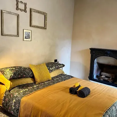 Appartement Lovely Apartment In Tapigliano, 80 M² With Terrace Nebbiuno