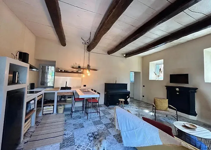Lovely In Tapigliano, 80 M² With Terrace Apartamento